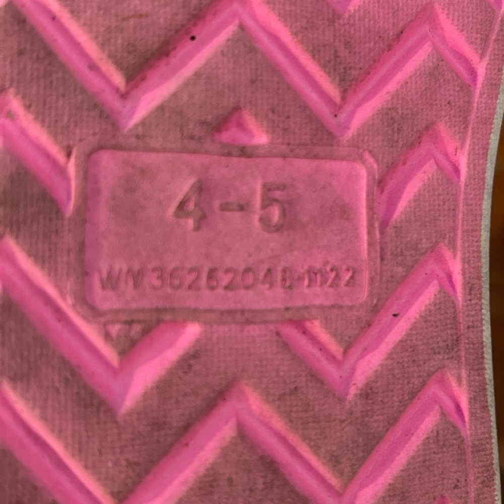 GIRLS RUBBER MOCCASIN SHOES - Picture 4 of 6